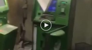 Банкомат Сбербанка в Краснодаре взорвали гранатой