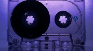 Что можно сделать из старых аудиокассет? (9 фото)