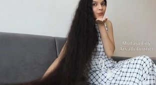 Девушка из Индии отрастила двухметровые волосы (6 фото)