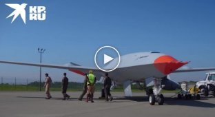 Беспилотник впервые в истории дозаправил в воздухе другой самолет