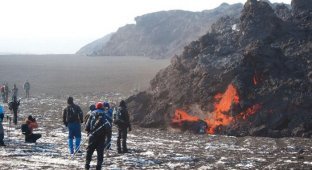 Извержение вулкана в Исландии (18 фото)