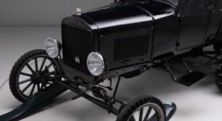 Ford Model T 1926 года, переоборудованный в трехосный снегоход, выставили на продажу (25 фото + 1 видео)