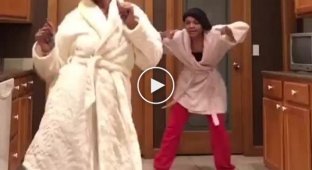 Танцующая темнокожая семья обрела известность в сети