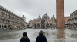 Венеция уходит под воду: затоплено более 80% города (16 фото + 3 видео)