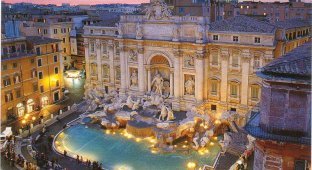 Туристы набросали в римский фонтан Треви 1,4 млн евро в 2016 году (4 фото)