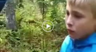 Видео спасения 9-летнего Кирилла Ботова, два дня блуждавшего в лесу в Свердловской области