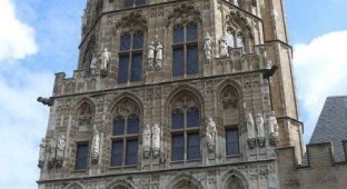 Тайна городской ратуши в Кёльне (6 фото)