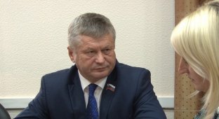 Единоросс Сергей Зайцев напал на журналиста за "неправильный" вопрос