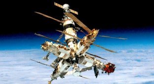 19 февраля 1986 года была запущена орбитальная станция «Мир» (3 фото)
