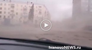 На Иваново обрушился ураганный ветер