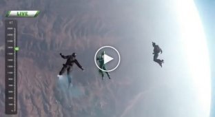 Экстремал Люк Айкинс спрыгнул без парашюта с высоты 7600 метров 