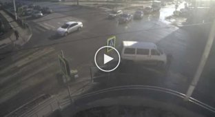 Водитель фольксвагена, сбил пешехода и скрылся с места ДТП