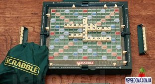 Что можно сделать из деревяшек игры Scrabble (6 фото)