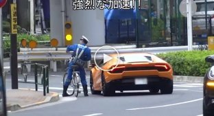 Велополицейский догнал водителя суперкара Lamborghini Huracan