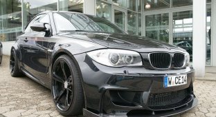 Тюнеры из Manhart Racing зарядили BMW 1-Series M Coupe (12 фото)
