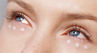 Косметика вокруг глаз: 10 самых популярных веществ