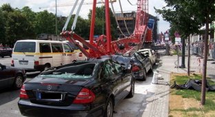 Несчастный случай в Берлине (2 фото)