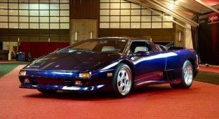 Мечта с вкладыша «Турбо»: Lamborghini Diablo VT 1997 года (8 фото)
