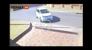 Женщина из ЮАР обратила грабителей в бегство