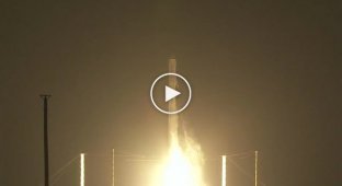 Испытательный запуск многоразовой ракеты в США