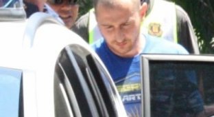 Под белы рученьки: в сети появилось фото задержания Черновецкого-младшего
