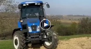 Бурак Оздемир на тракторе открывает шашлычный сезон
