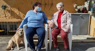 В Швейцарии 95-летняя пенсионерка рассказала, как вылечилась от коронавируса (2 фото)