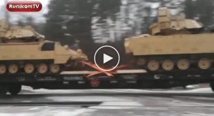 Поезд с танками армии США проехал через Латвию