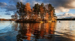 Онежское озеро: ярка природная достопримечательность России (10 фото)