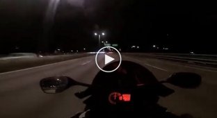«Призрачный гонщик» - лихач на мотоцикле 