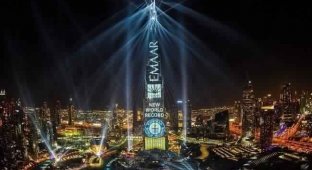 Новогоднее световое шоу в Дубае попало в Книгу рекордов Гиннесса (7 фото + 1 видео)