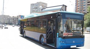 Представили уникальный автобус на метане