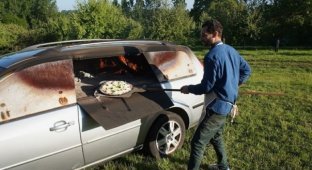Француз превратил автомобиль в печь для приготовления пиццы (5 фото)