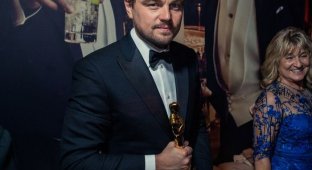 Леонардо Ди Каприо забыл «Оскар» в одном из ресторанов Лос-Анджелеса (2 фото + видео)