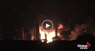 Огромный пожар и взрыв на нефтеперерабатывающем заводе Филадельфии в США