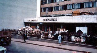 Кафе 'Лира' и строительство первого 'Макдоналдса' в СССР (21 фото)