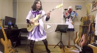Рокер-косплеер из Японии играет песню Сектора Газа - Вальпургиева ночь