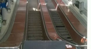 Коммунальщикам стало стыдно за ремонт эскалатора на вокзале