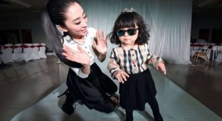 У двухлетней девочки из Китая гардероб стоимостью 200 тысяч долларов (7 фото)