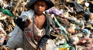 Жизнь на свалке в Пномпень (96 фото)