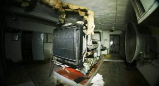 Заброшеное советское бомбоубежище (45 фото)