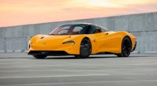 Желтый McLaren Speedtail с небольшим пробегом отправится на аукцион (9 фото)