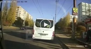 Лихач на «Фокусе» устроил ДТП в Воронеже
