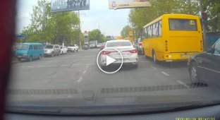 Броуновское движение на дорогах Одессы . автоприкол, мелкое дтп