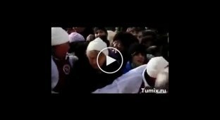 Раздача бесплатных сосисок на 8 марта в Тюмени