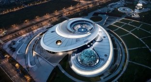 В Шанхае открылся крупнейший в мире астрономический музей (18 фото)