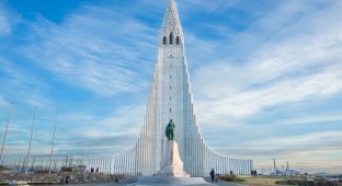 Исландия принимает декларацию: все религии являются оружием массового поражения (2 фото)