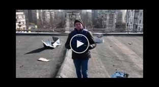 Иностранные журналисты продолжают показывать разрушение Киева