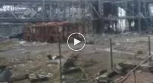 Как выглядит обстрел аэропорта изнутри Донецк