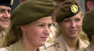  Девушки в армии (71 фото)